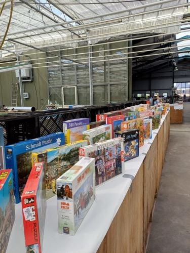 Boekenmarkt-Opmeer-is-begonnen-2025-11