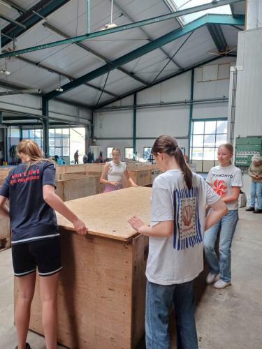 Boekenmarkt-Opmeer-is-begonnen-2025-13